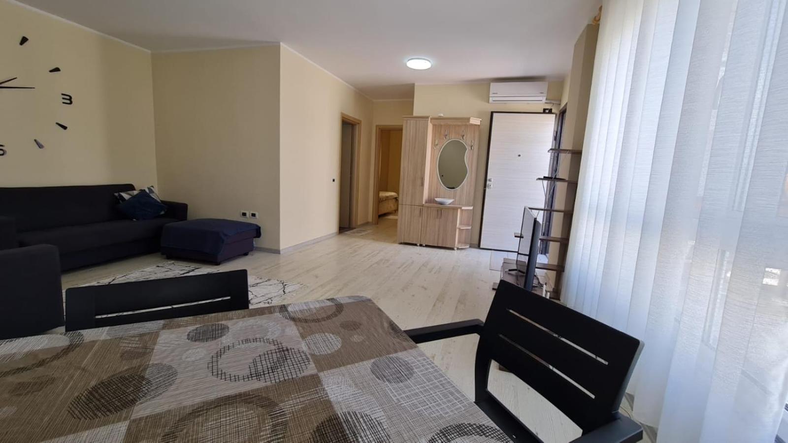 Apartment In Qerret Golem  Exterior photo